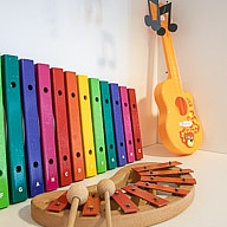 Musical instruments at the Menzinger Strasse nursery in Obermenzing